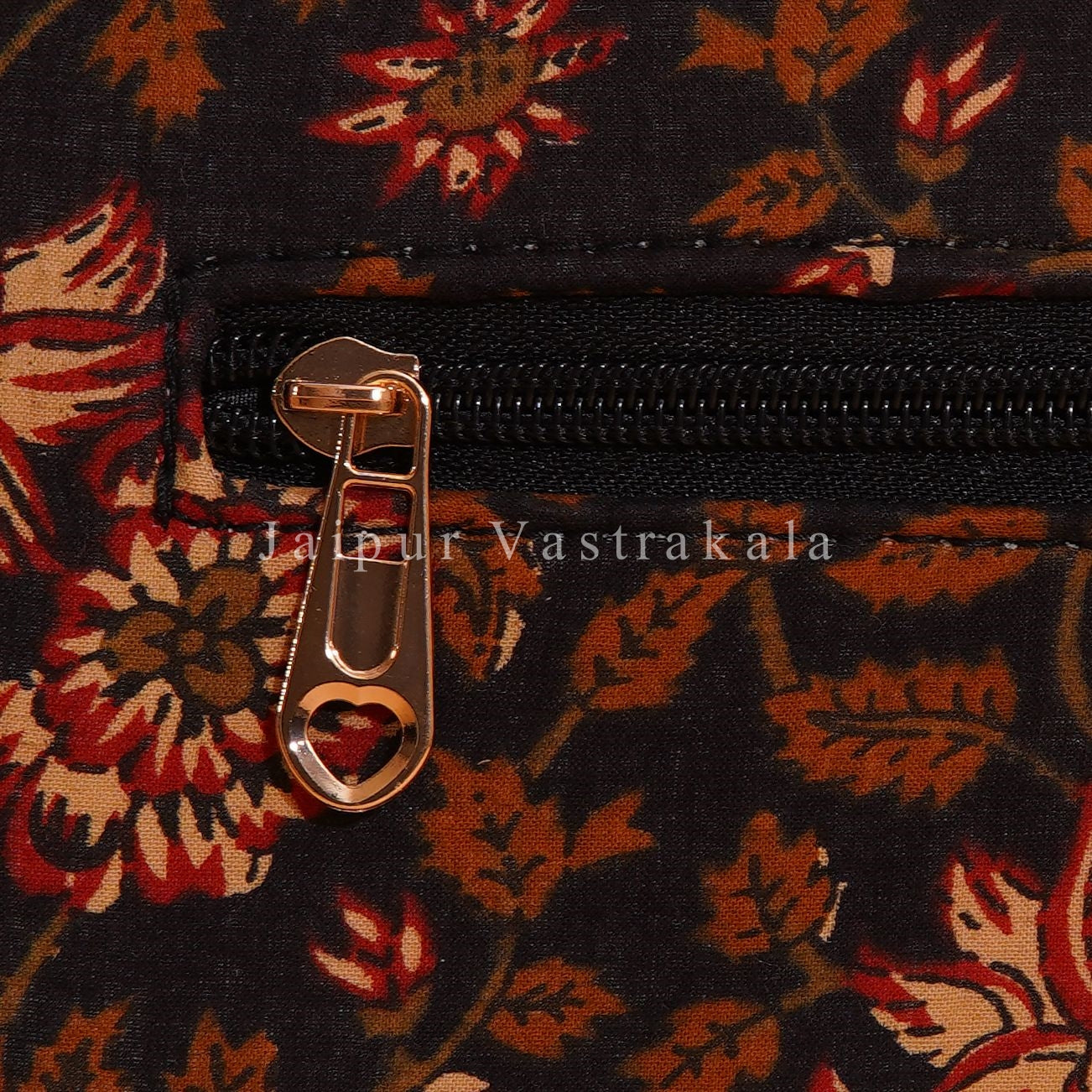 Midnight Burnt Cotton Belt Sling Bag