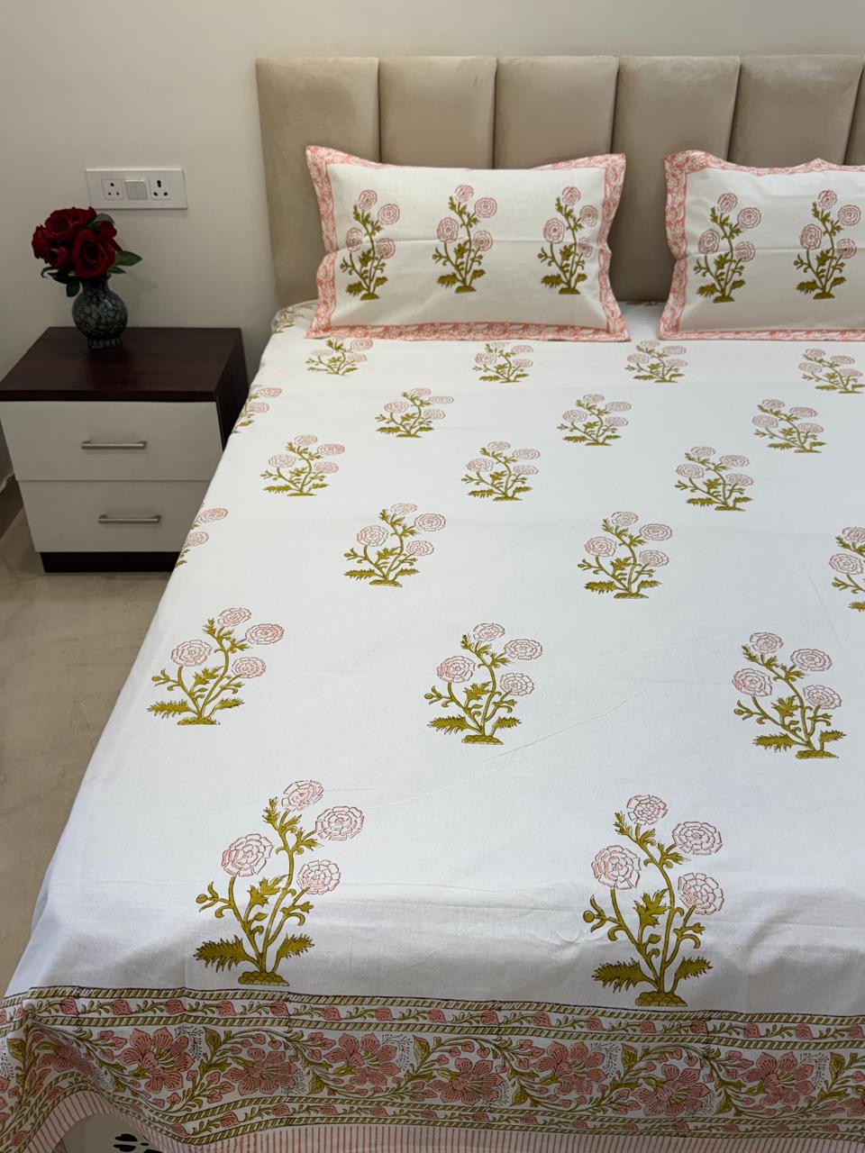 Peach Daisy Boota King Bedsheet with Pillow Covers