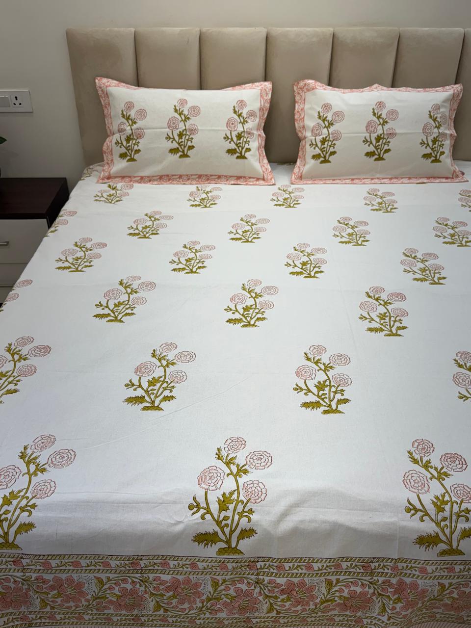 Peach Daisy Boota King Bedsheet with Pillow Covers
