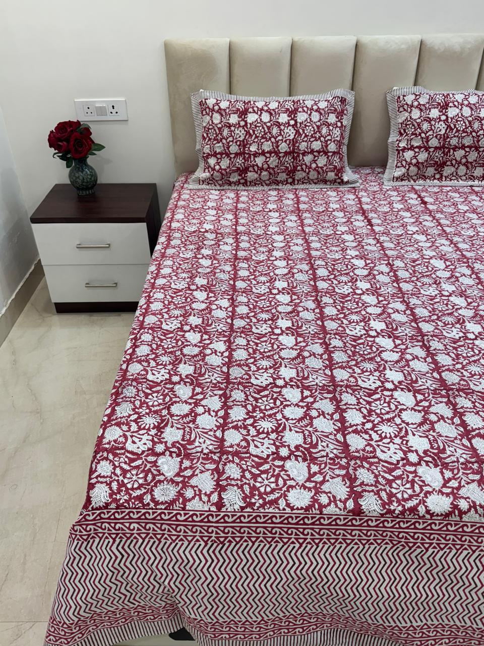 Maroon Jaal King Bedsheet with Pillow Covers