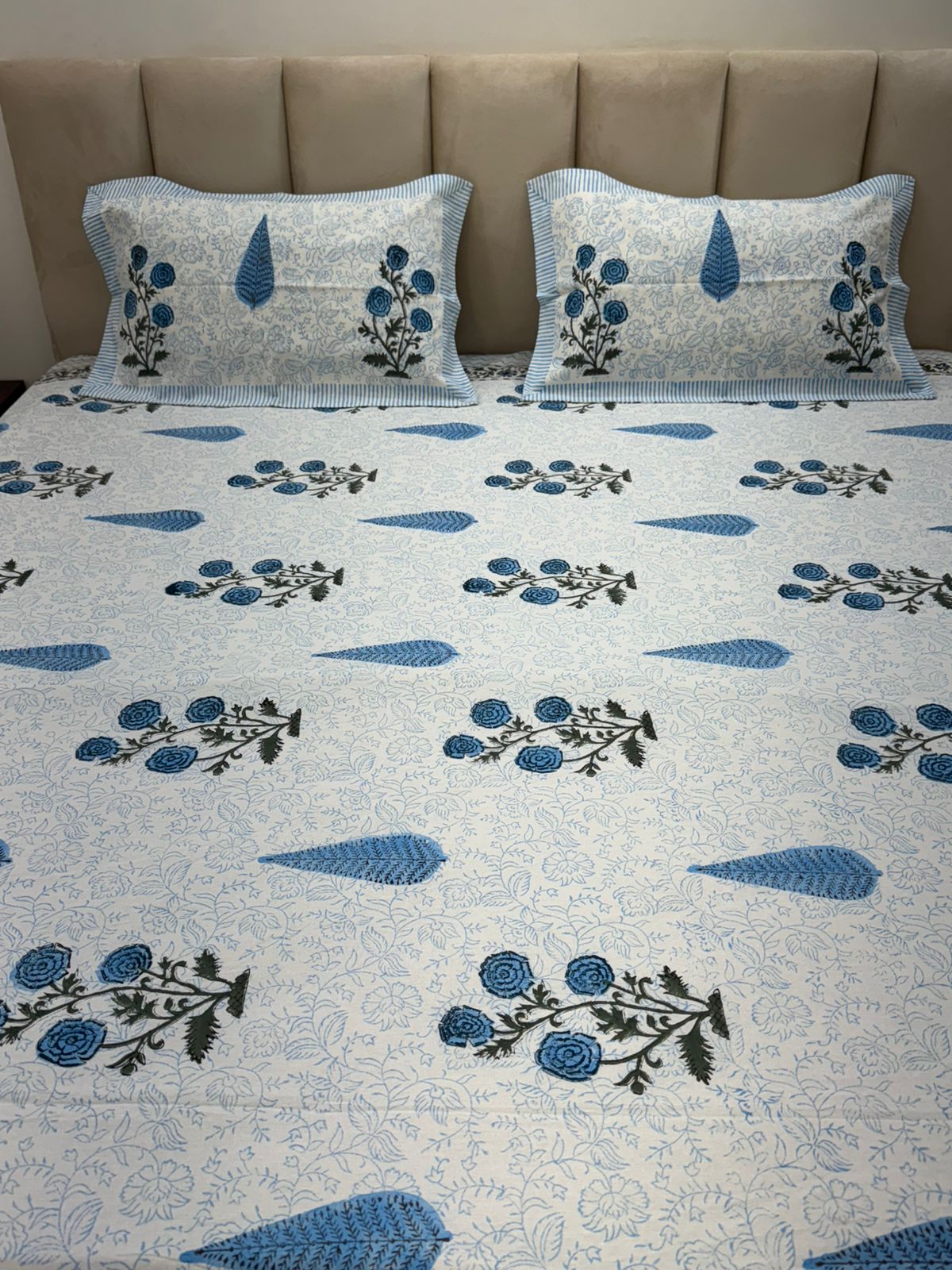 Blue Boota Bloom King Bedsheet with Pillow Covers