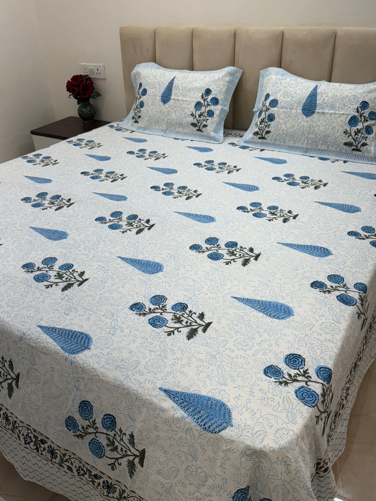 Blue Boota Bloom King Bedsheet with Pillow Covers