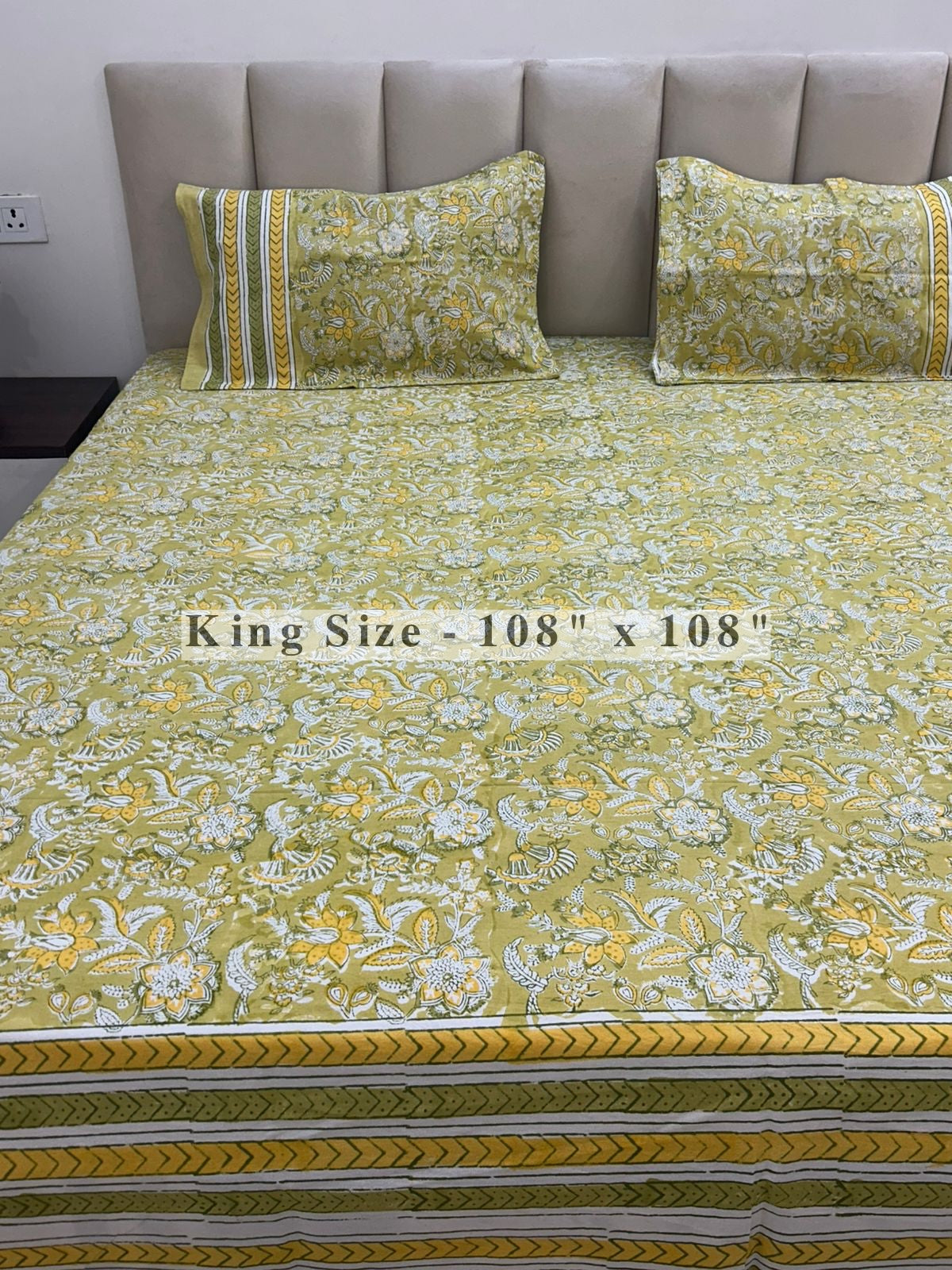 Lime Whispers King Bedsheet with Pillow Covers