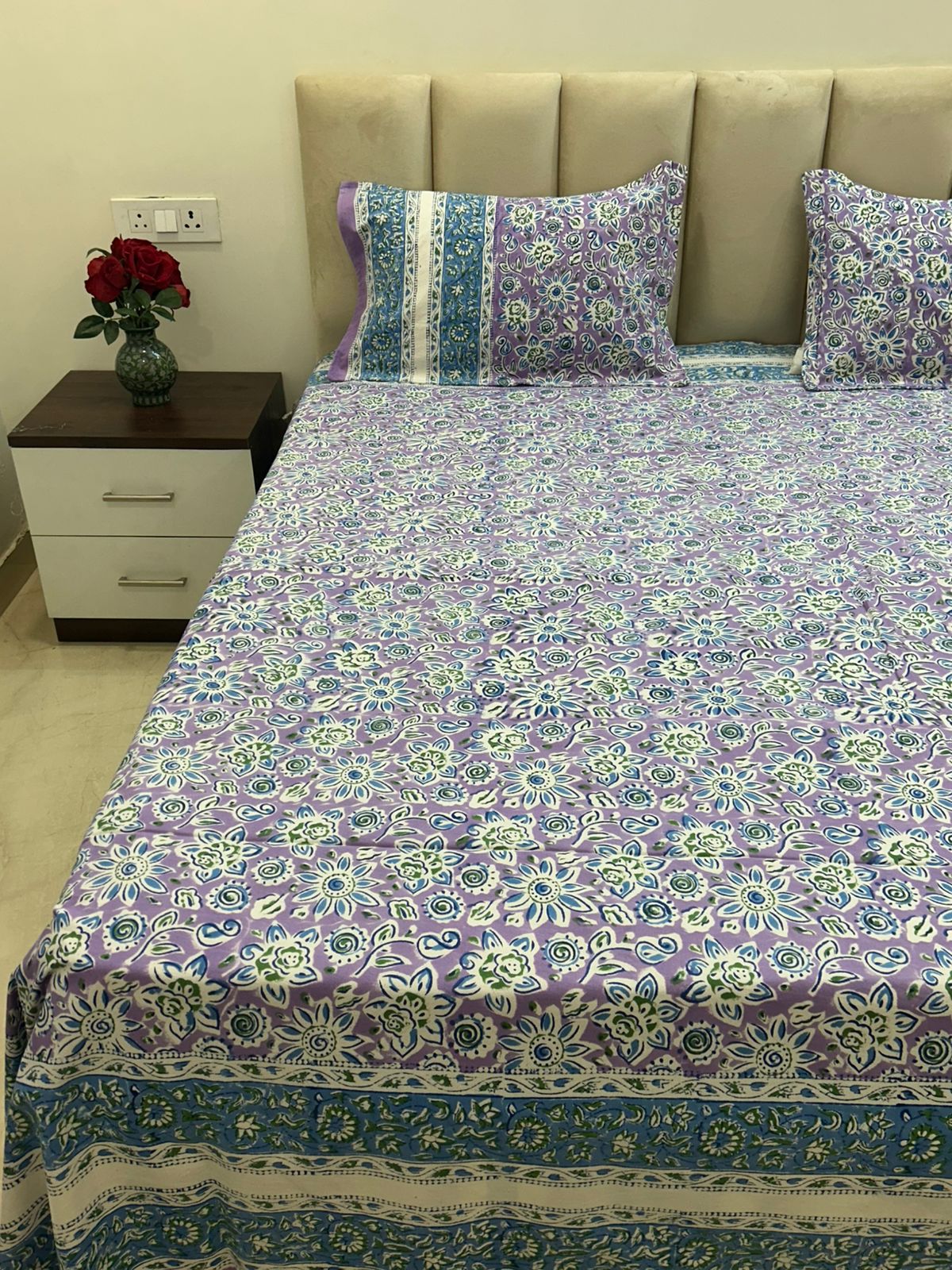 Lilac Blue Blossom Double Bedsheet with Pillow Covers