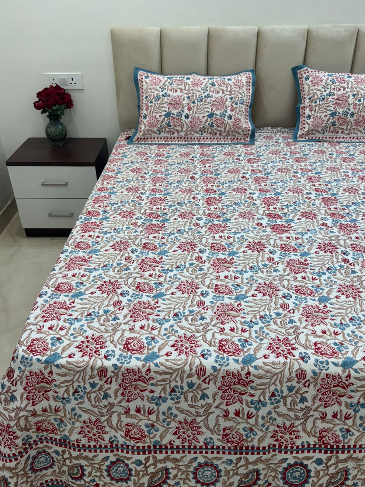 Echoes of Spring Double Bedsheet with Pillow Covers