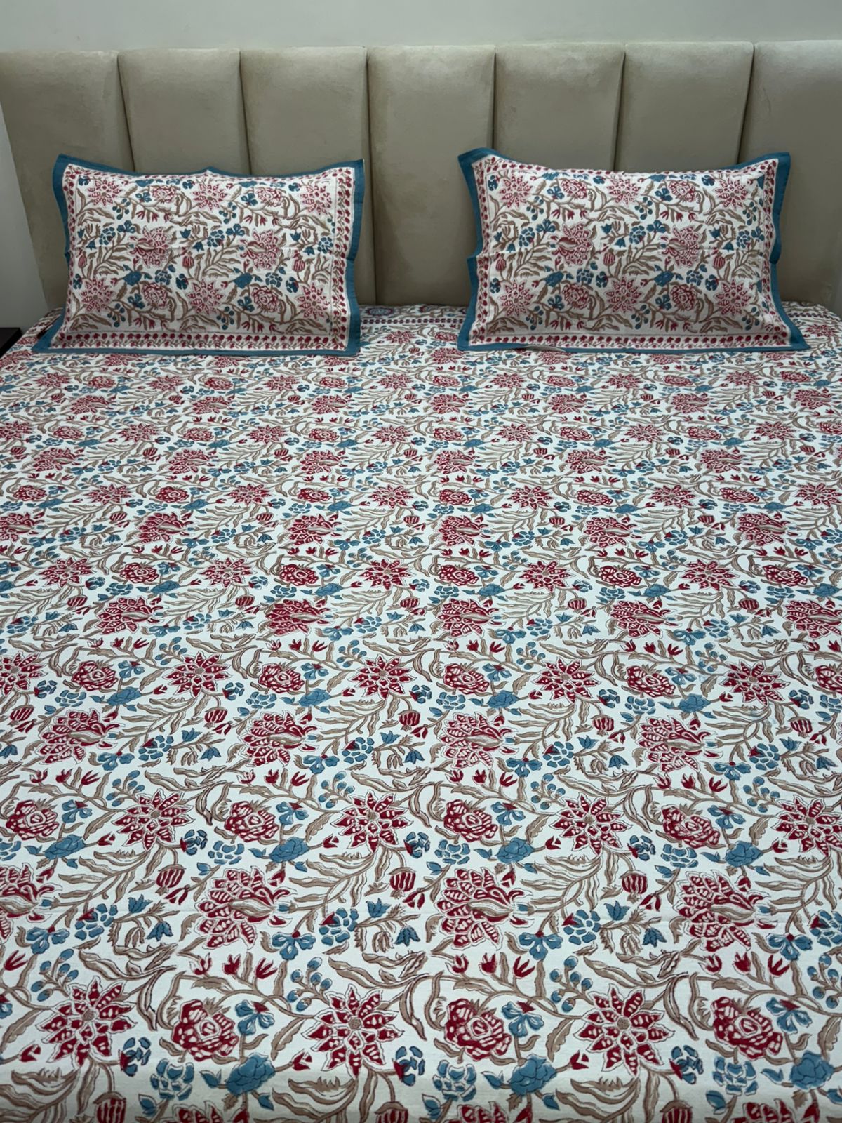 Echoes of Spring Double Bedsheet with Pillow Covers