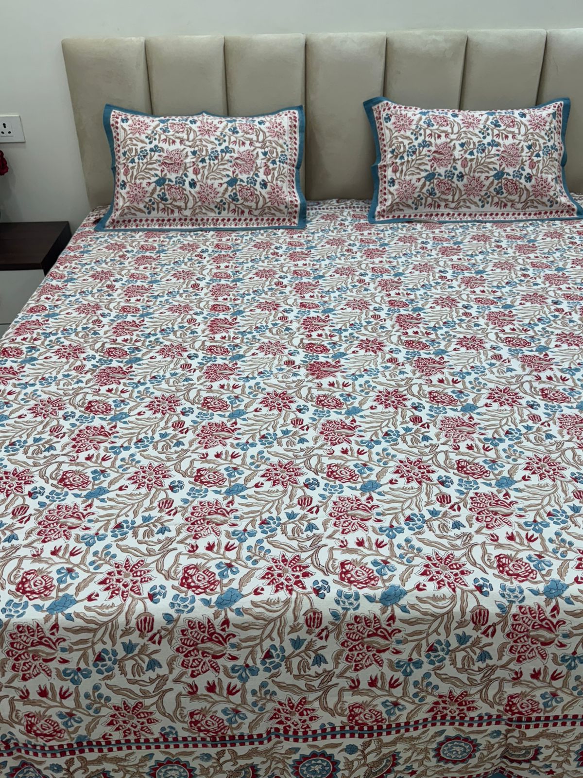 Echoes of Spring Double Bedsheet with Pillow Covers