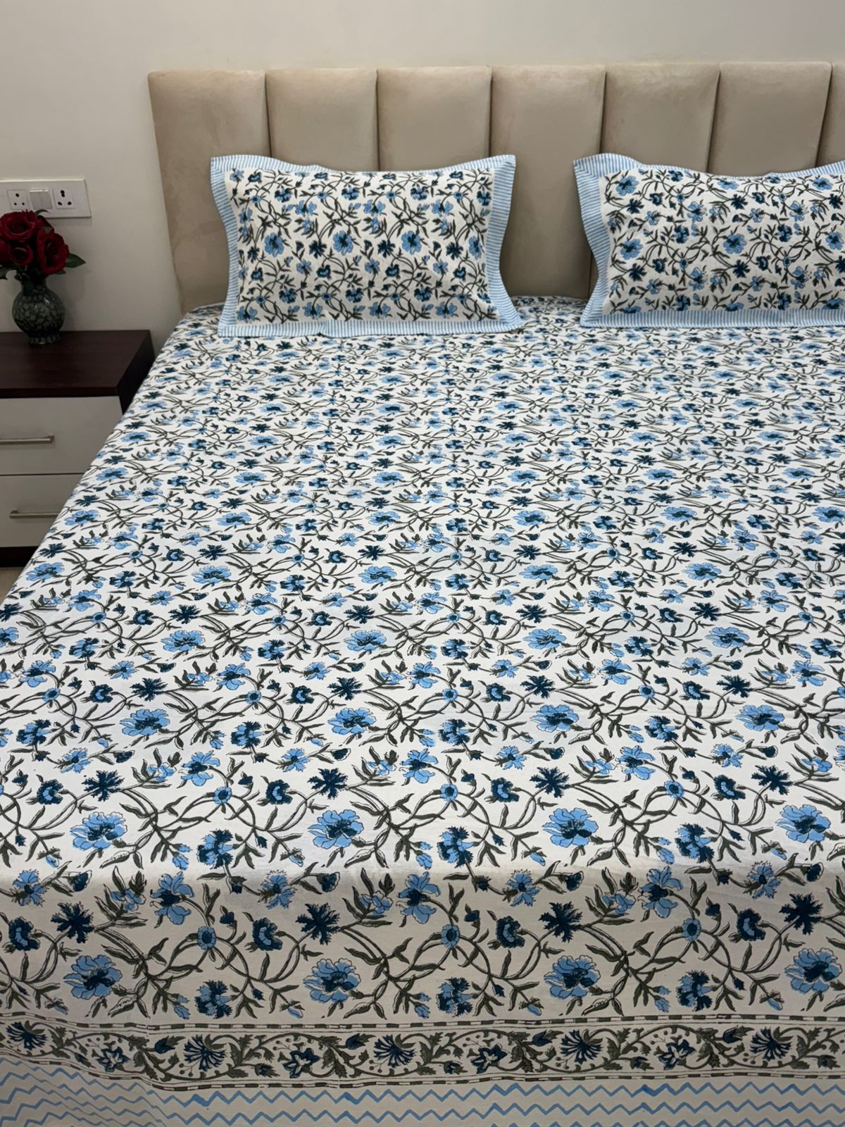 Sapphire Whispers Double Bedsheet with Pillow Covers