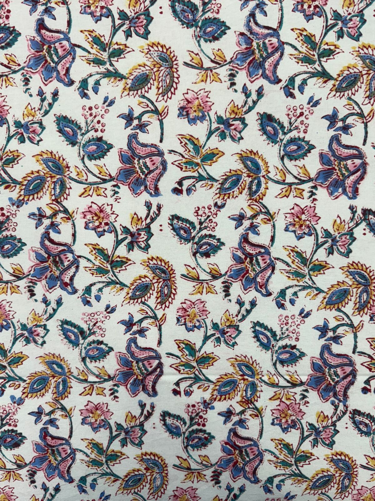 Dreamy Petals Double Bedsheet with Pillow Covers