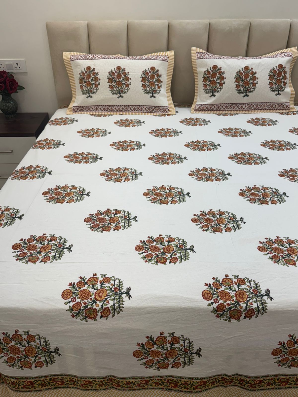 Amber Tree Boota Double Bedsheet with Pillow Covers