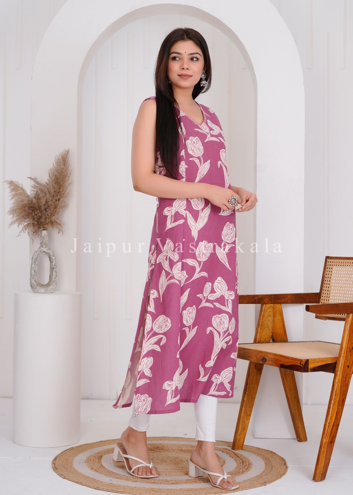 Rosewood Petal Sleeveless Cotton Flex Kurti