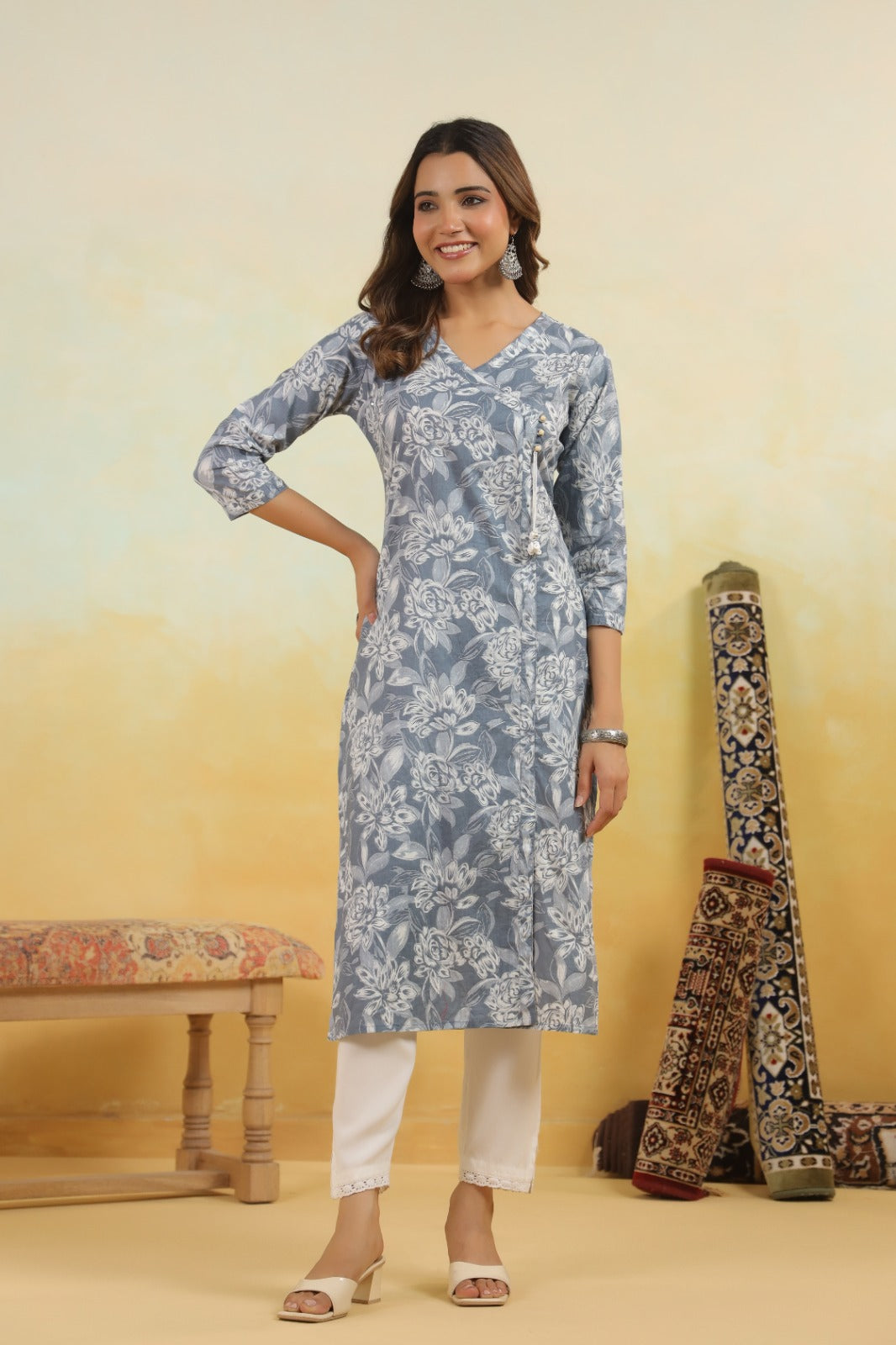 Gray Blooms Vein Angrakha Kurti