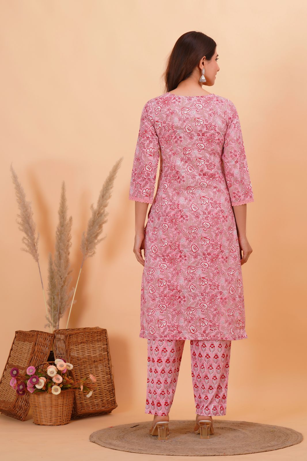 Gulabi Pink Kurta Pant Set