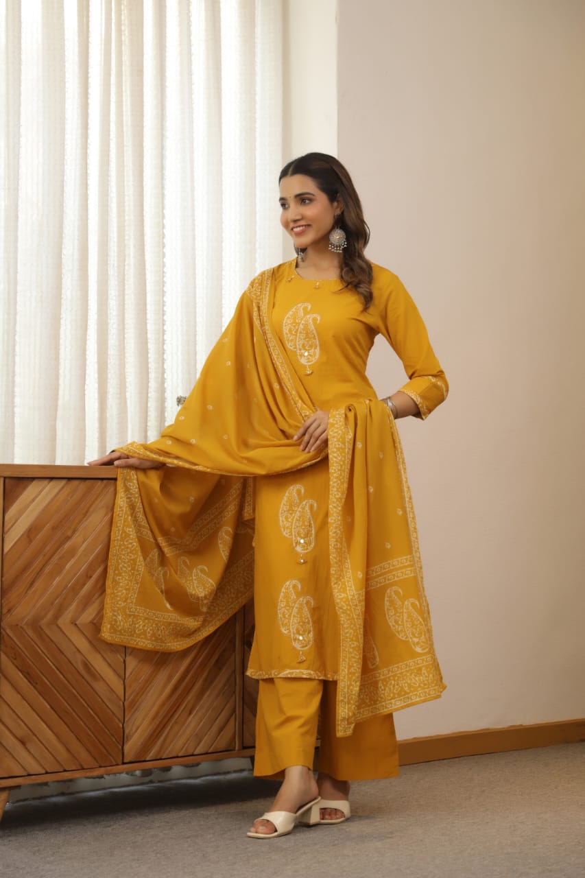 Yellow Paisley Cotton Dupatta Set