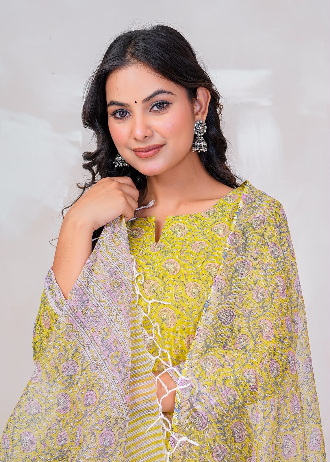 Soft Green Veil Kota Doriya Suit