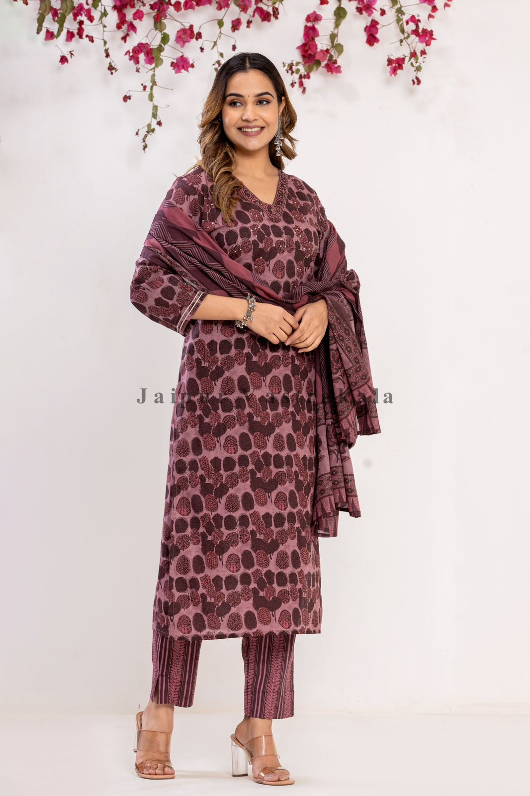 Mauve Meadow V Neck Cotton Dupatta Set