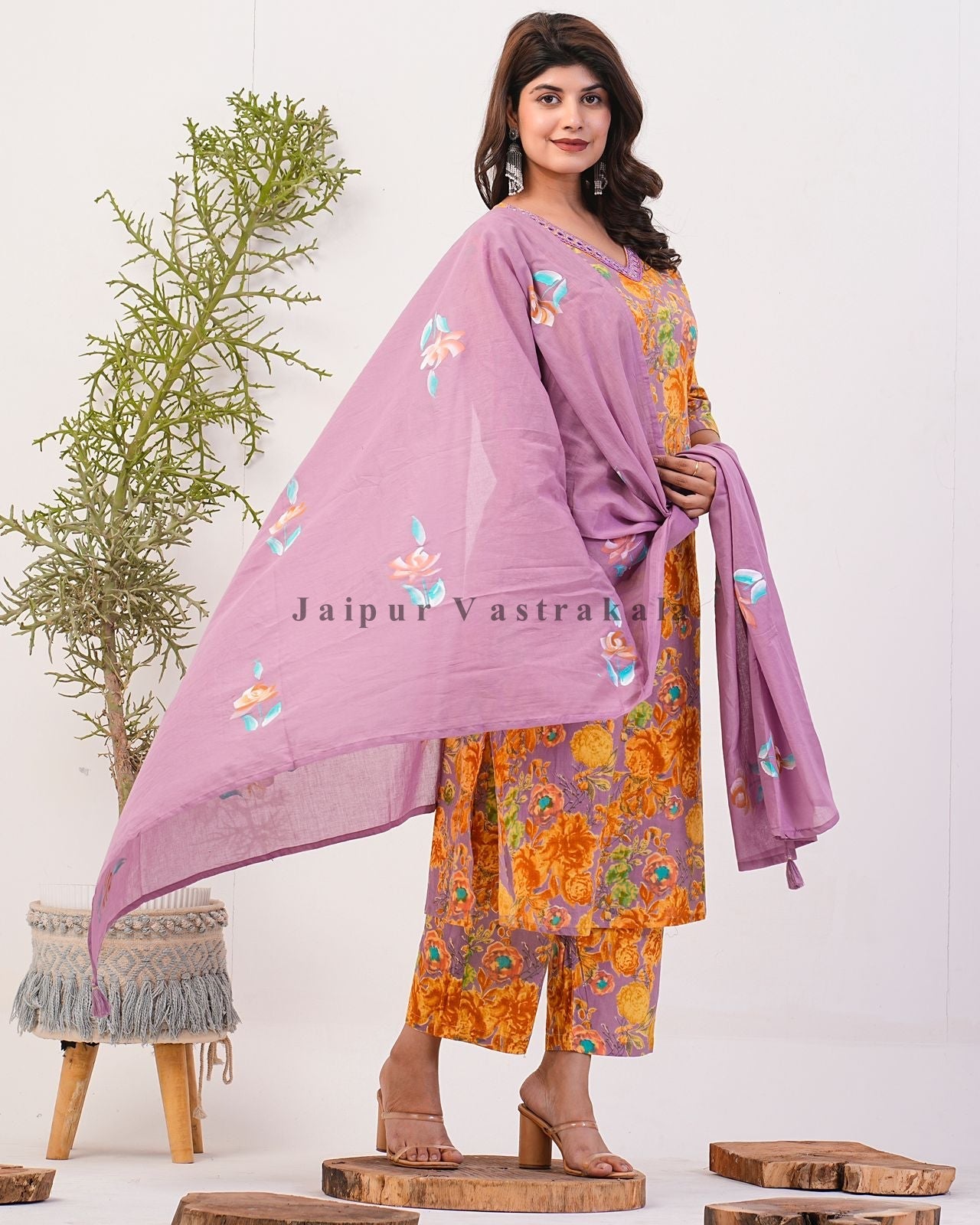 Lilac Dreamland Hand Painted Cotton Dupatta Set