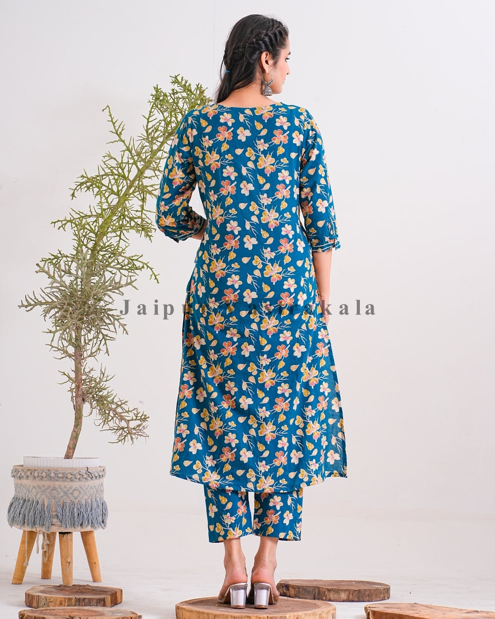 Turquoise Petal Kota Doriya Dupatta Suit