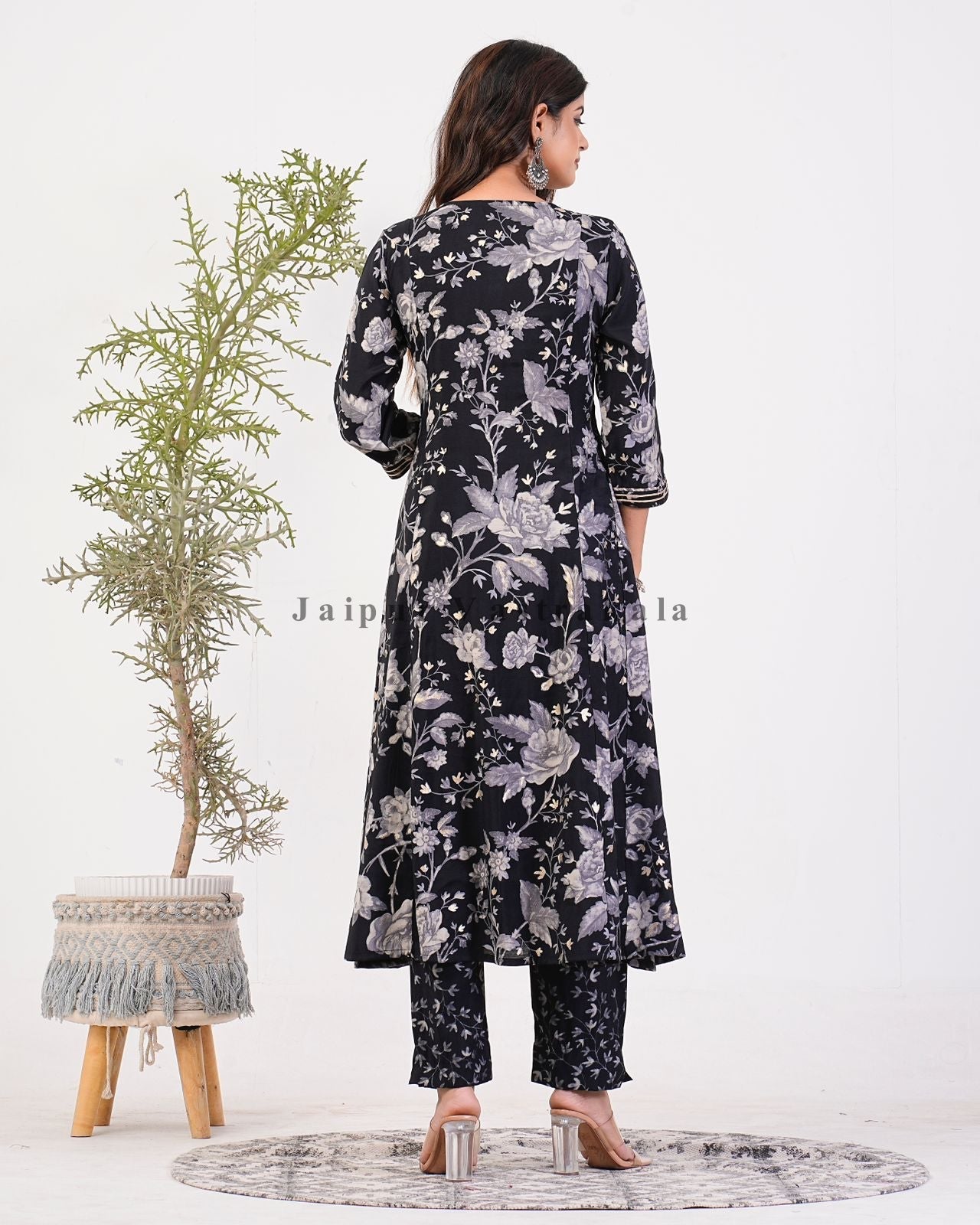 muslin silk suit