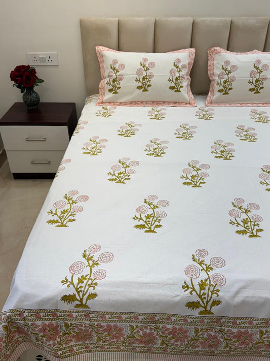 Peach Daisy Boota King Bedsheet with Pillow Covers