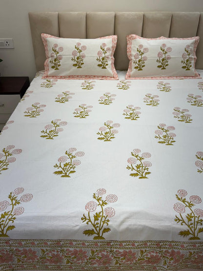 Peach Daisy Boota King Bedsheet with Pillow Covers