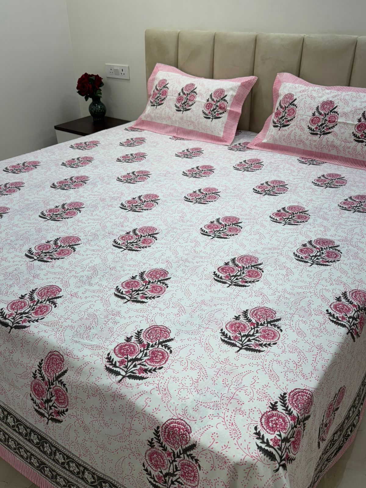 Pink Aura King Bedsheet with Pillow Covers