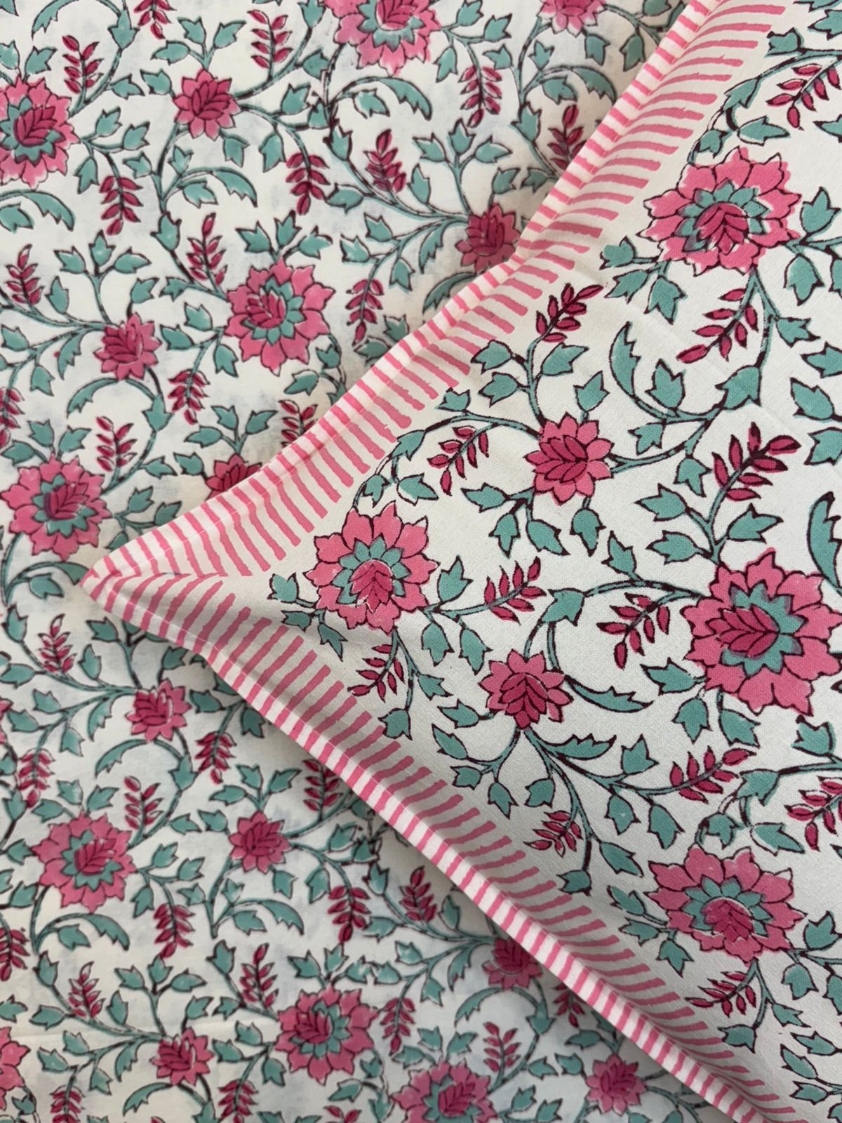 Blush & Verde King Bedsheet with Pillow Covers