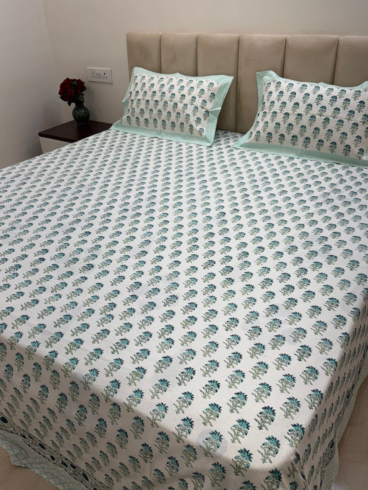 Azure Booti King Bedsheet with Pillow Covers