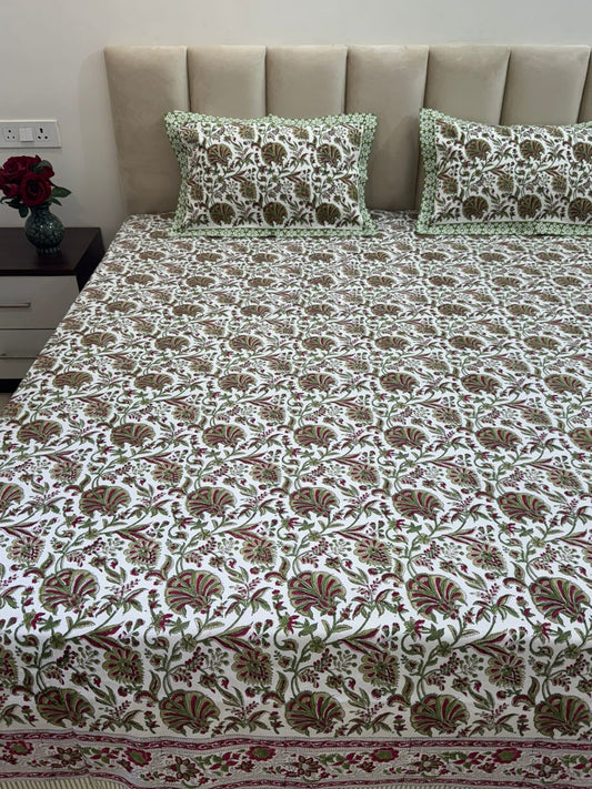 Green Maroon Jaal King Bedsheet with Pillow Covers