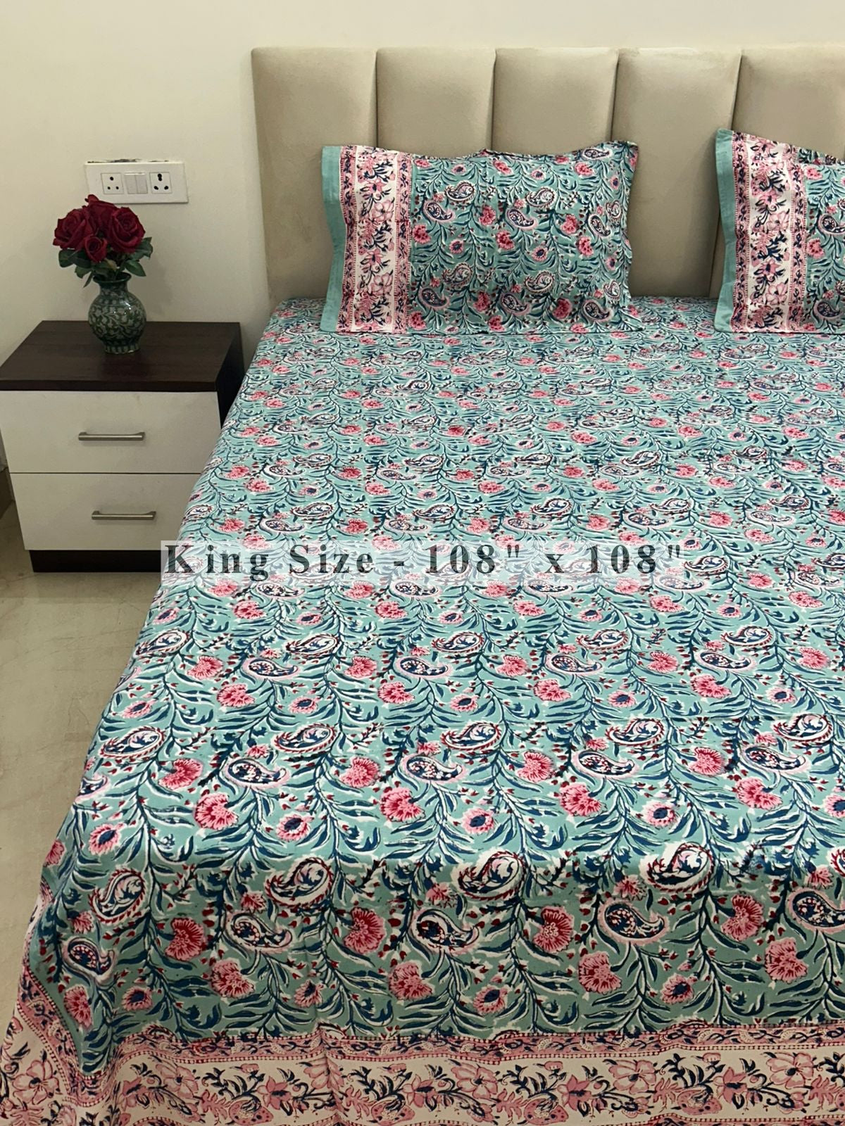 Blush Paisley Ferns King Bedsheet with Pillow Covers