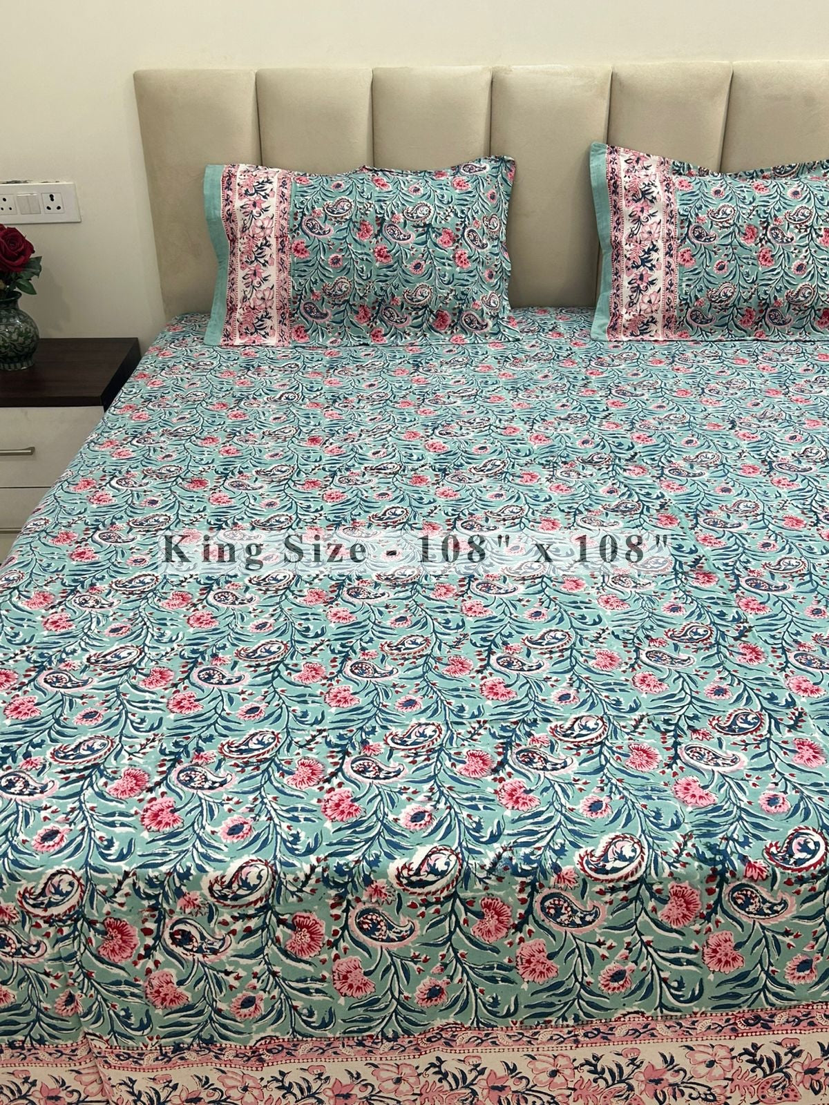 Blush Paisley Ferns King Bedsheet with Pillow Covers