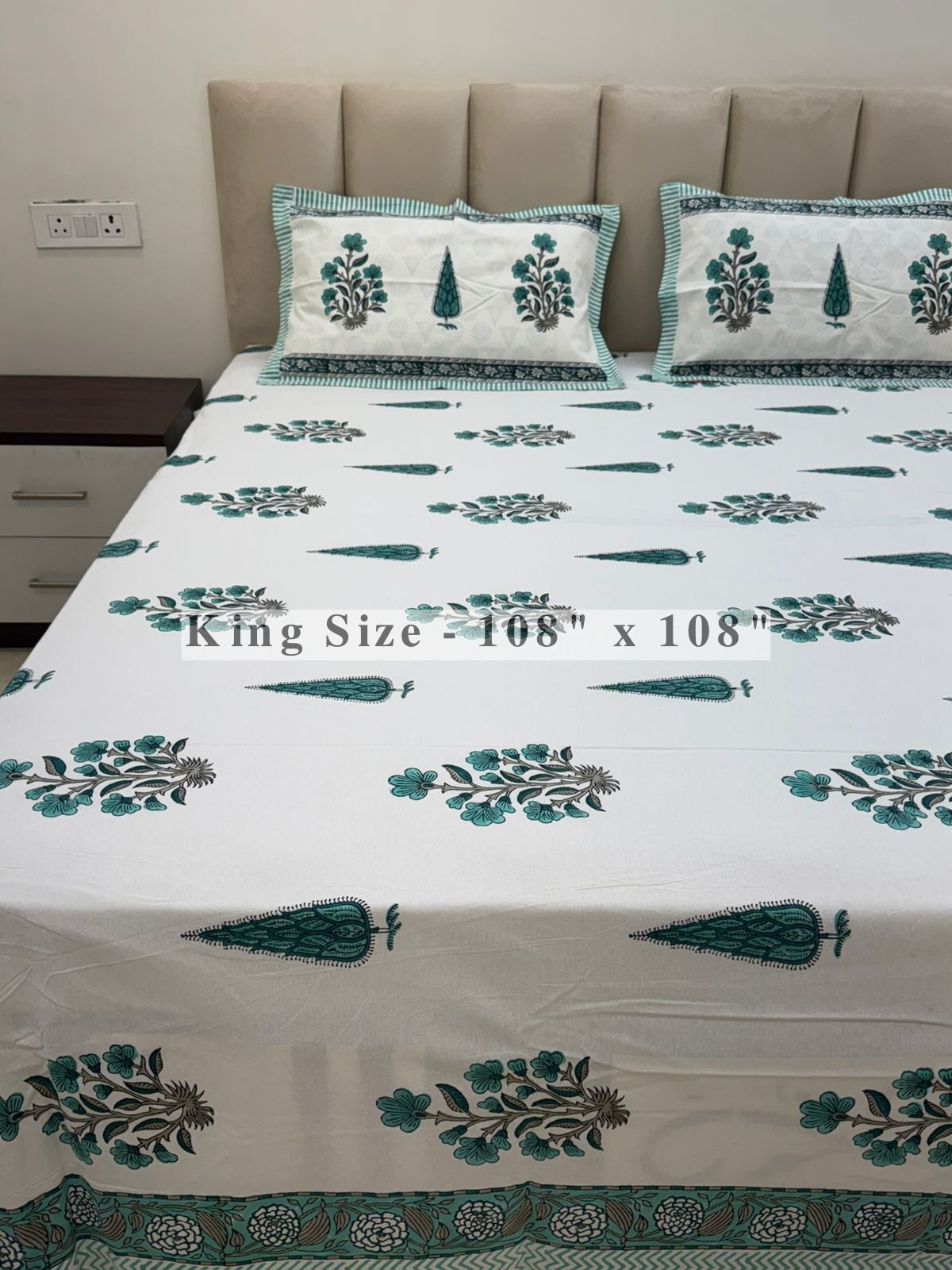 Sea Green Royale King Bedsheet with Pillow Covers
