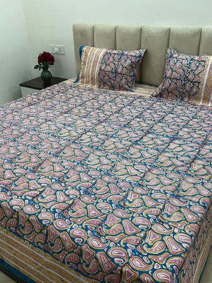 Teal Maze Double Bedsheet with Pillow Covers