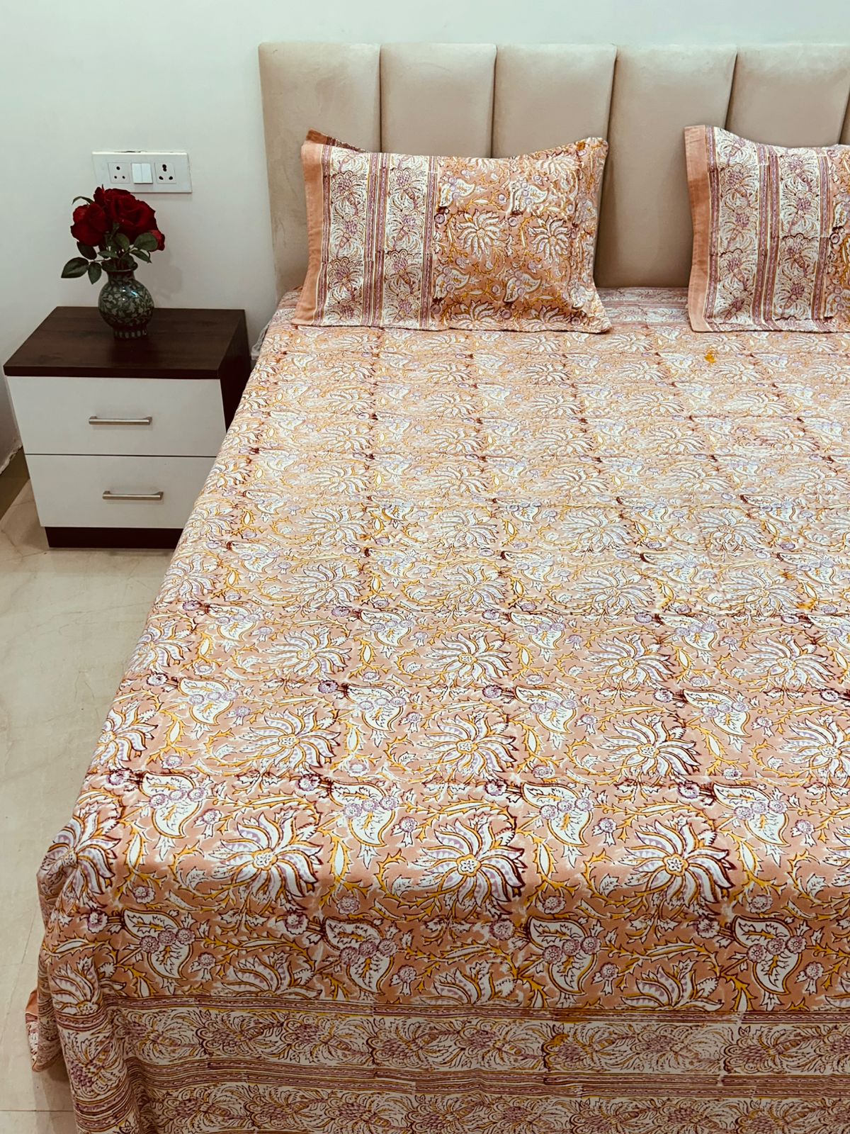 Peach Haze Bloom Double Bedsheet with Pillow Covers