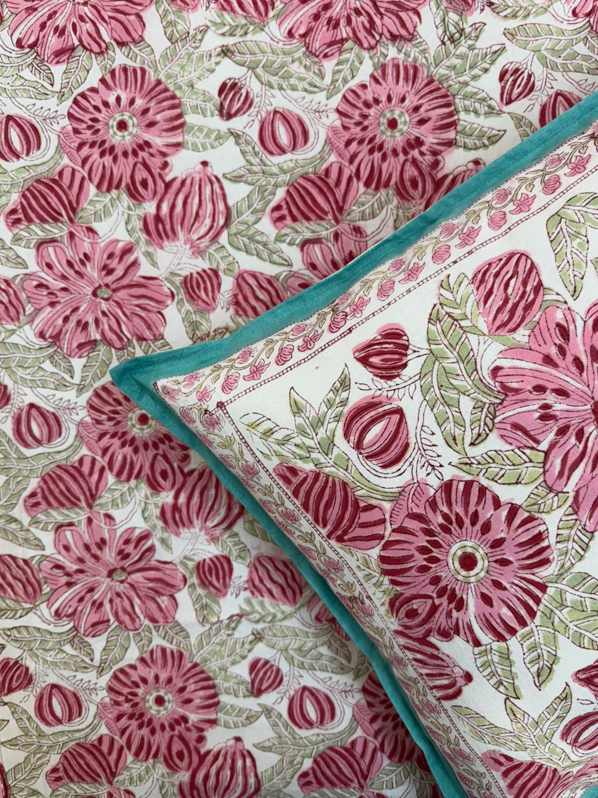 Floral Embrace Double Bedsheet with Pillow Covers