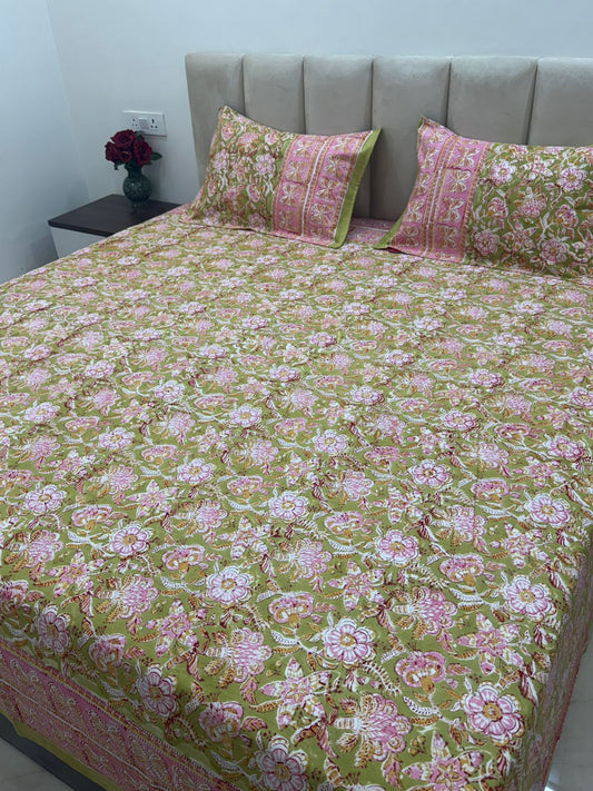 Dreamy Green Double Bedsheet with Pillow Covers