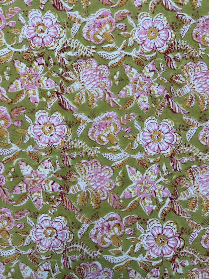 Dreamy Green Double Bedsheet with Pillow Covers