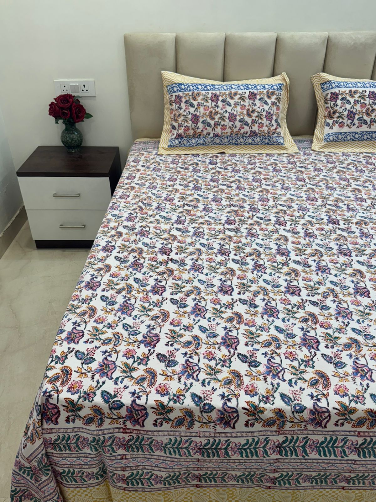 Dreamy Petals Double Bedsheet with Pillow Covers