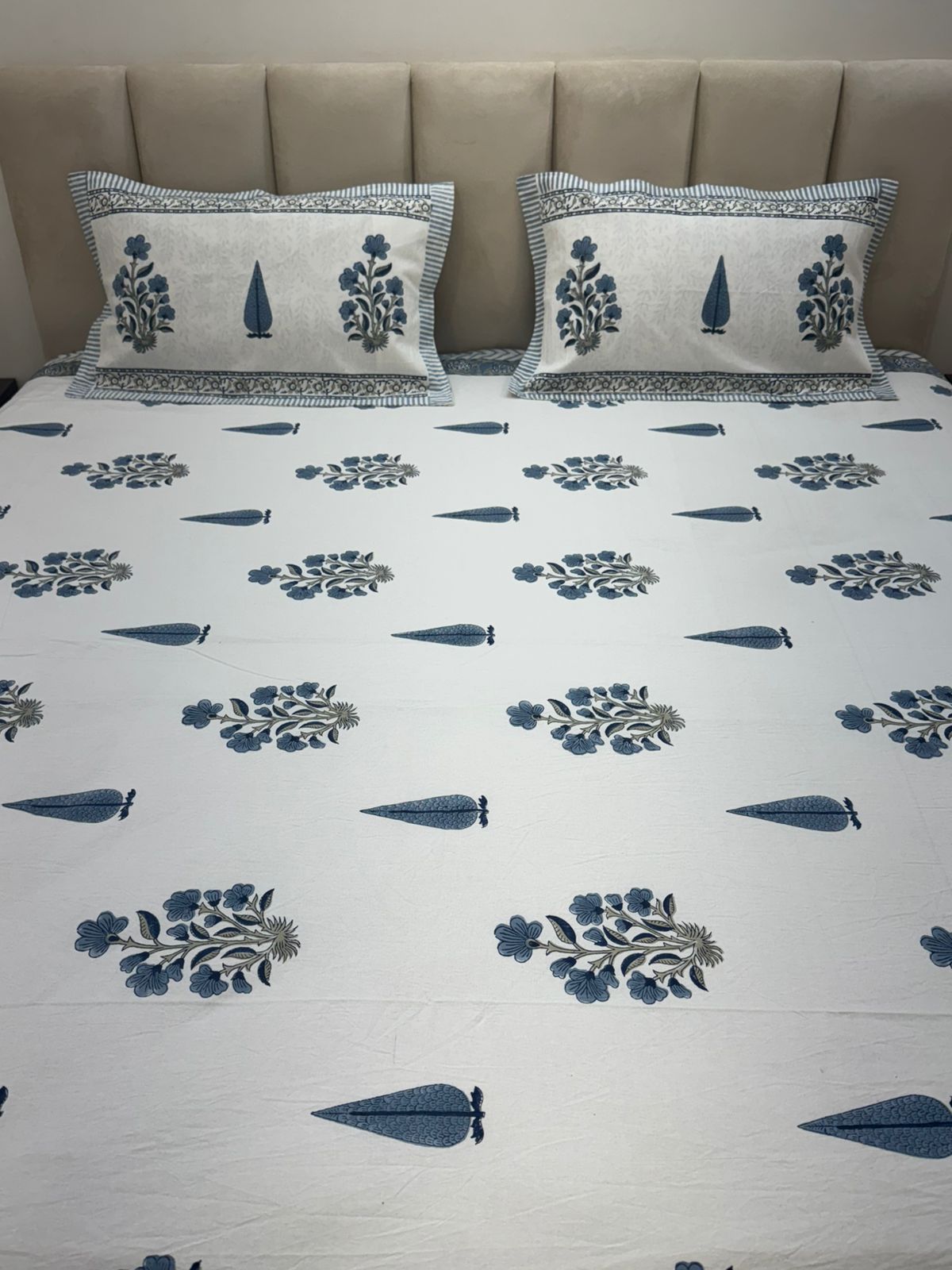 Slate Blue Orchid Double Bedsheet with Pillow Covers