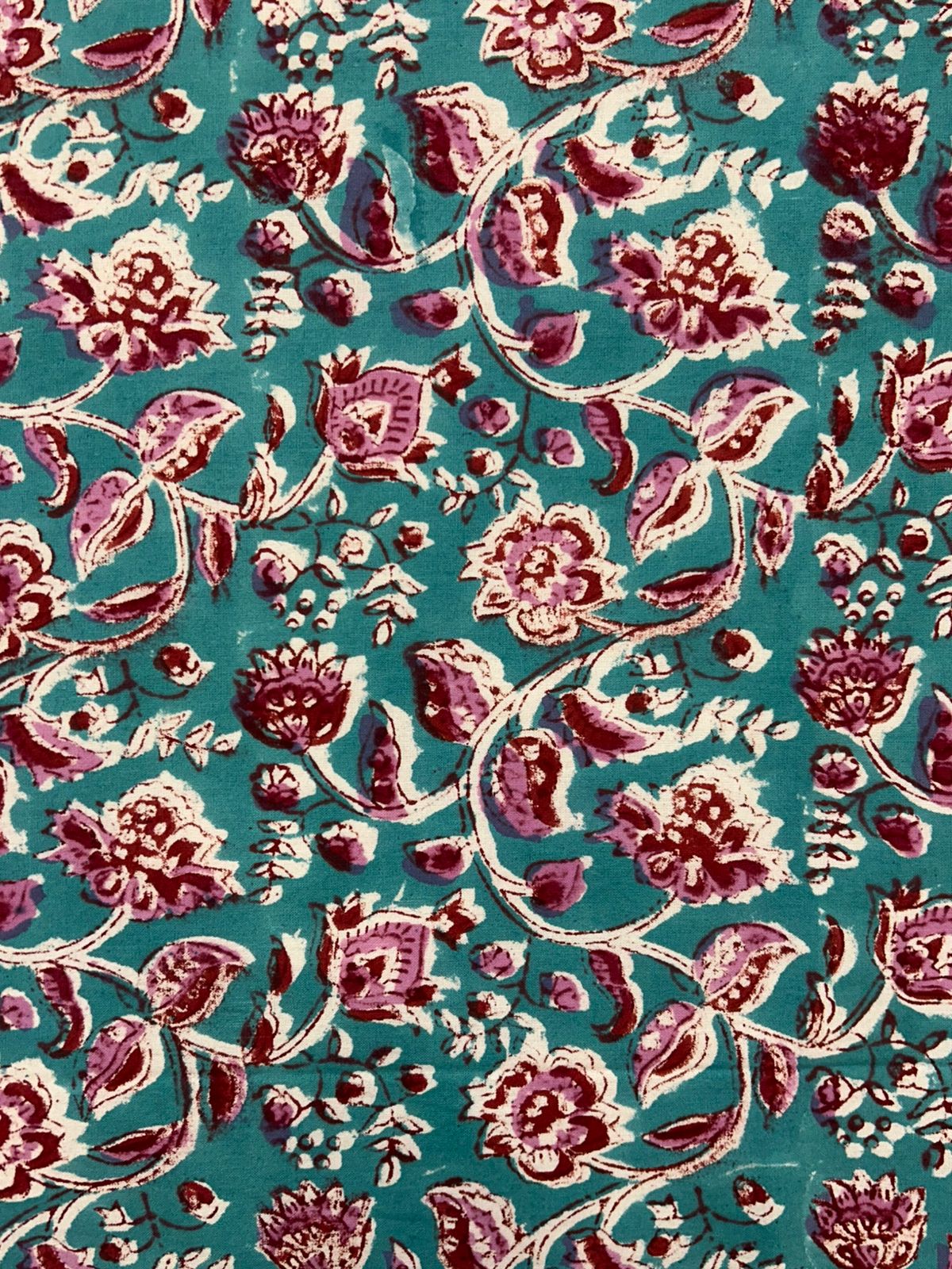 Sea Green Petals Double Bedsheet with Pillow Covers