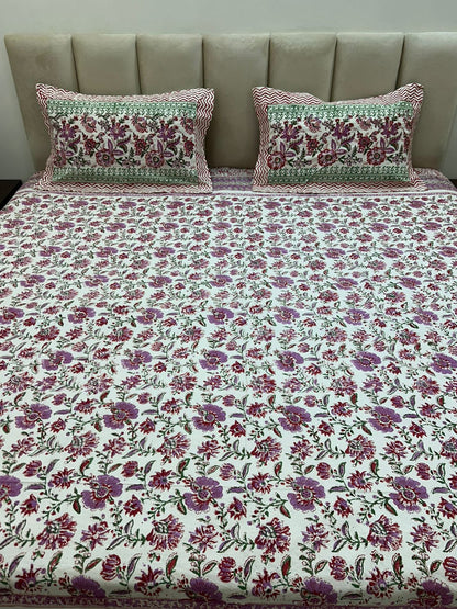 Lilac Love Double Bedsheet with Pillow Covers