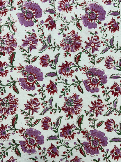 Lilac Love Double Bedsheet with Pillow Covers