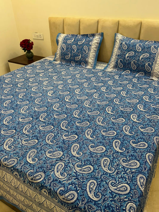 Blue Paisley Double Bedsheet with Pillow Covers