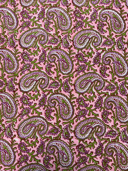 Pink Paisley Double Bedsheet with Pillow Covers