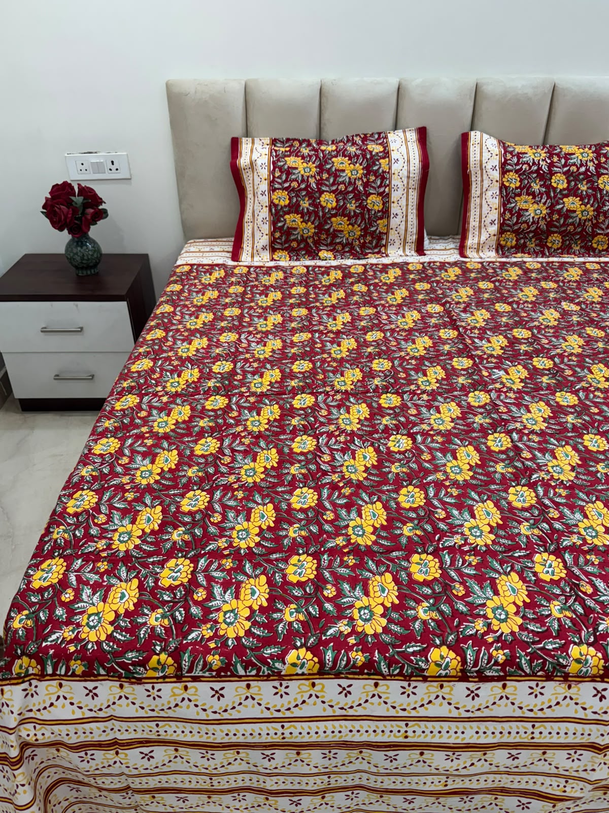 Red Yellow Glow Double Bedsheet with Pillow Covers