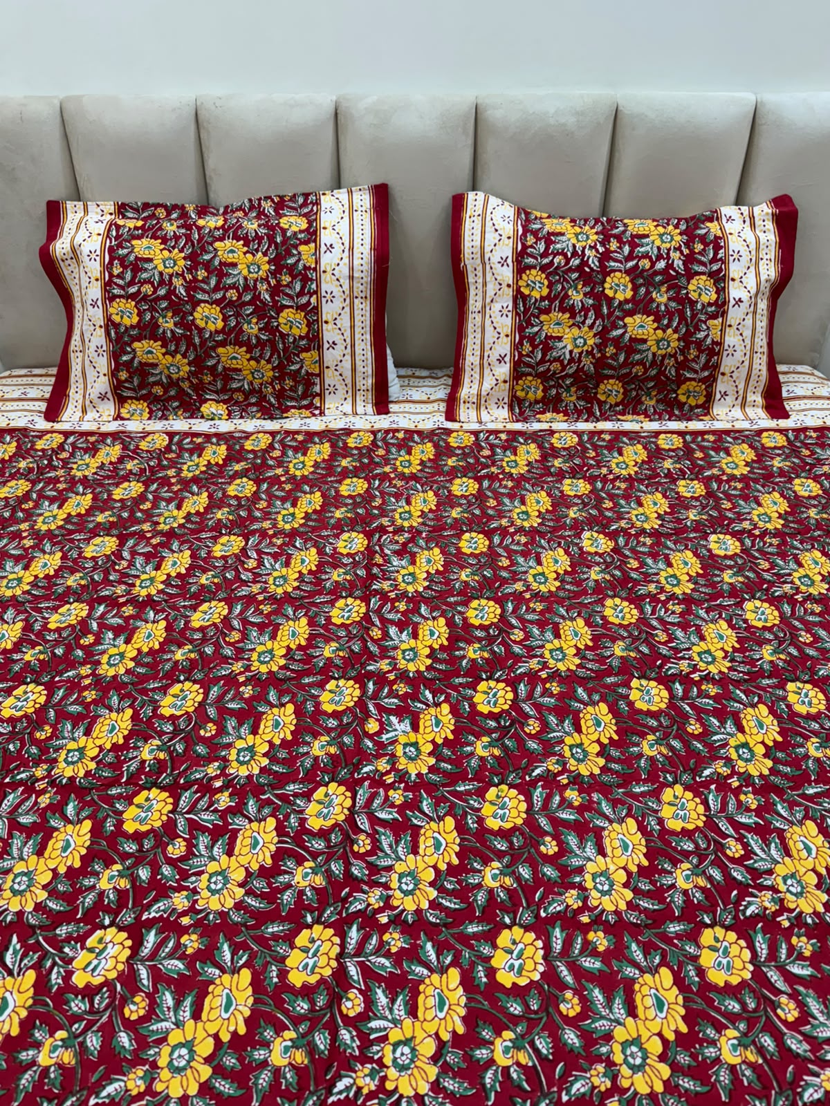 Red Yellow Glow Double Bedsheet with Pillow Covers