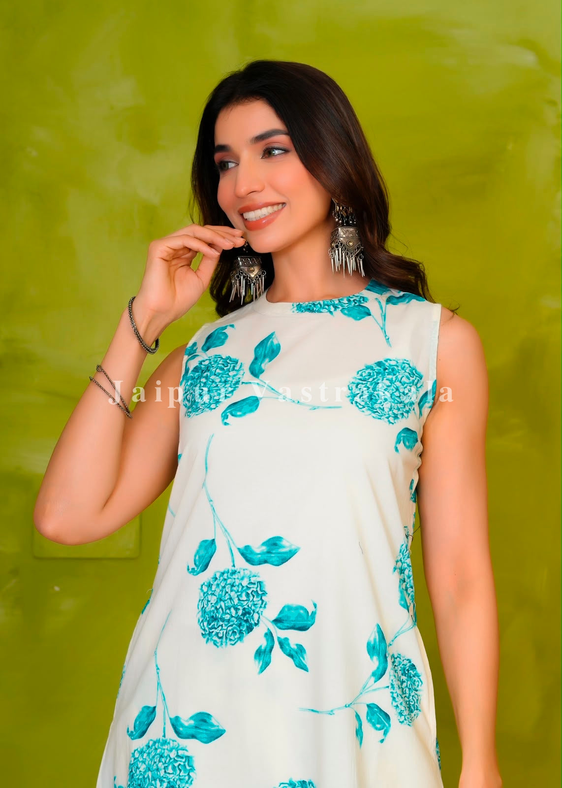 Azure Whispers Sleeveless Kurti Pant Coord