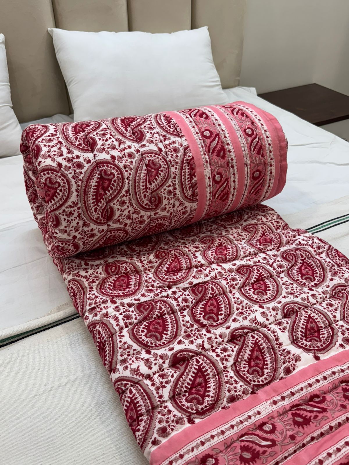 Pink Paisley Grid Reversible Double Bed Quilt