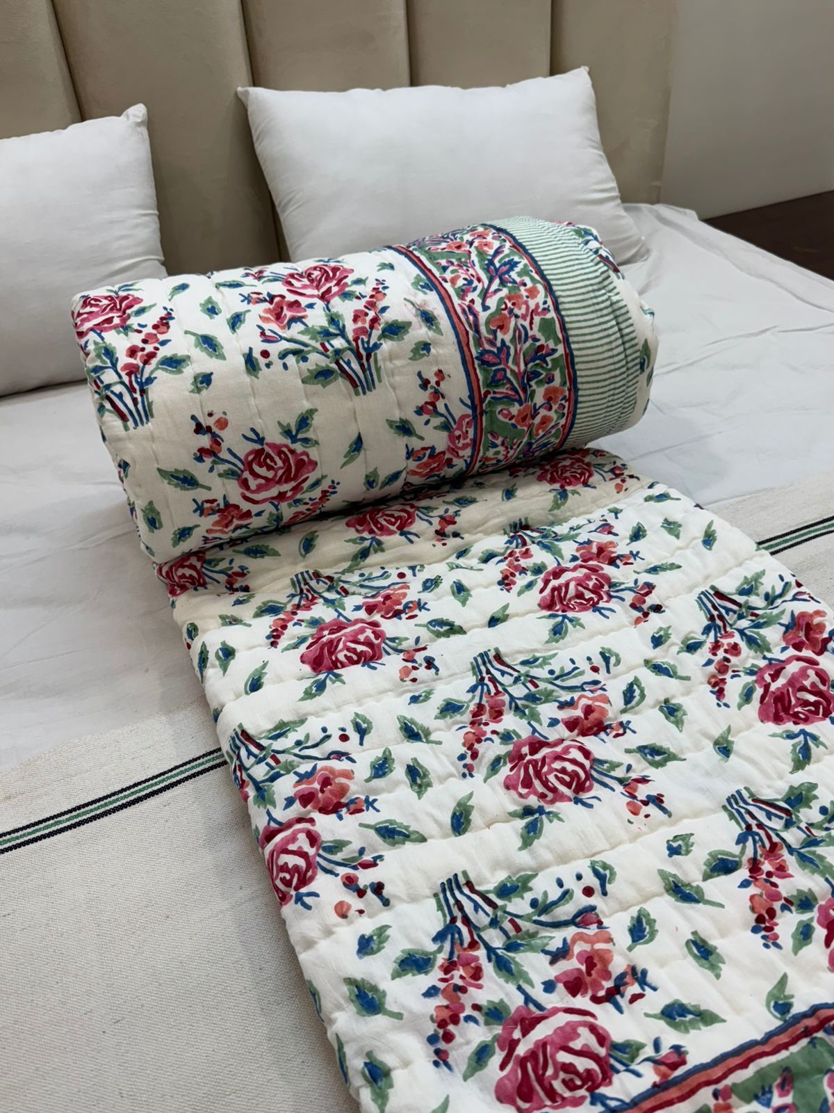 Rose Bouquet Reversible Double Bed Quilt