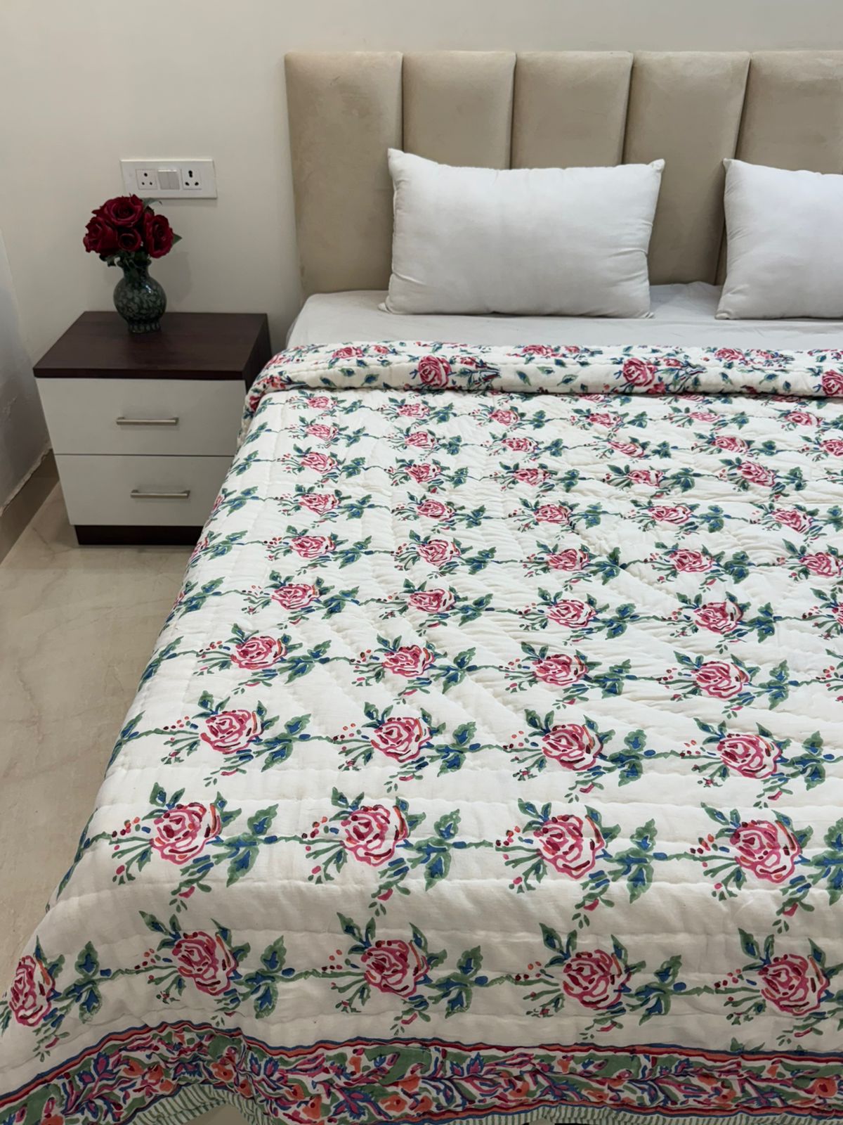 Rose Bouquet Reversible Double Bed Quilt